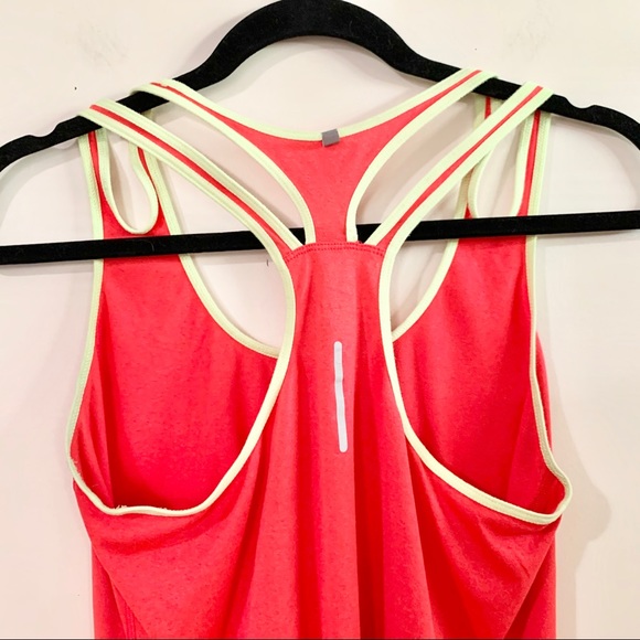 🌸NIKE Dri-Fit Red Split Strap Racerback Tank - Picture 4 of 6